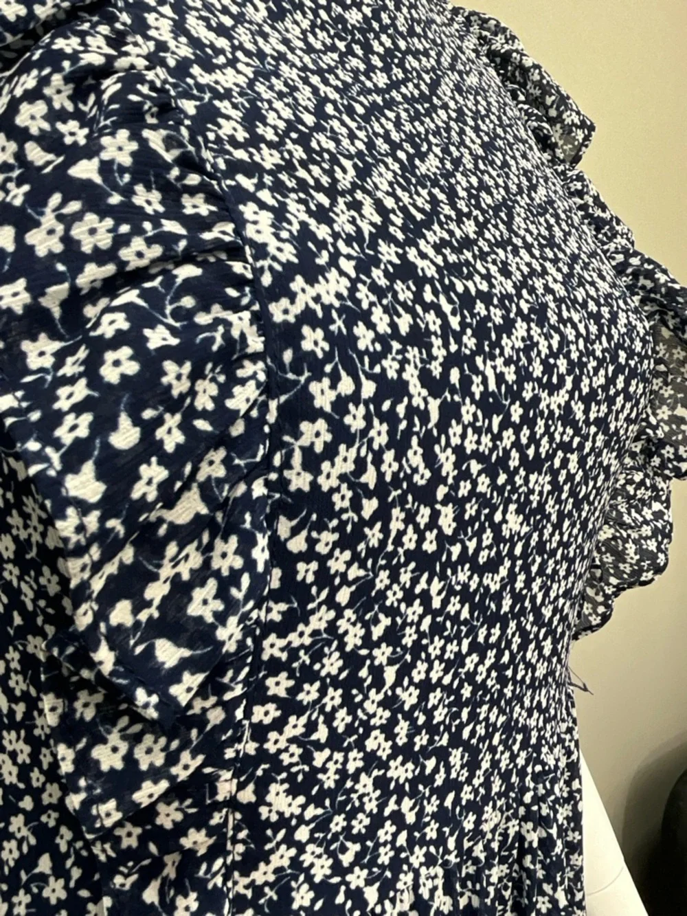 J.CREW Provence Smocked Waist Midi Dress Navy Floral Ruffle Sleeve Size 0